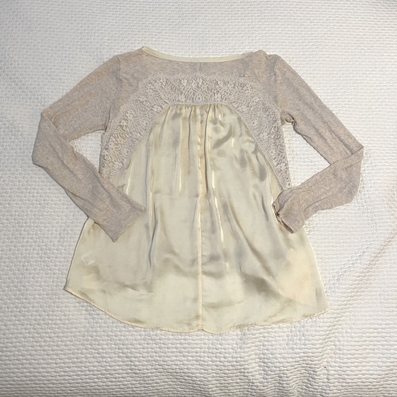 Anthropologie Bordeaux satin back Soft T - Picture 4 of 6